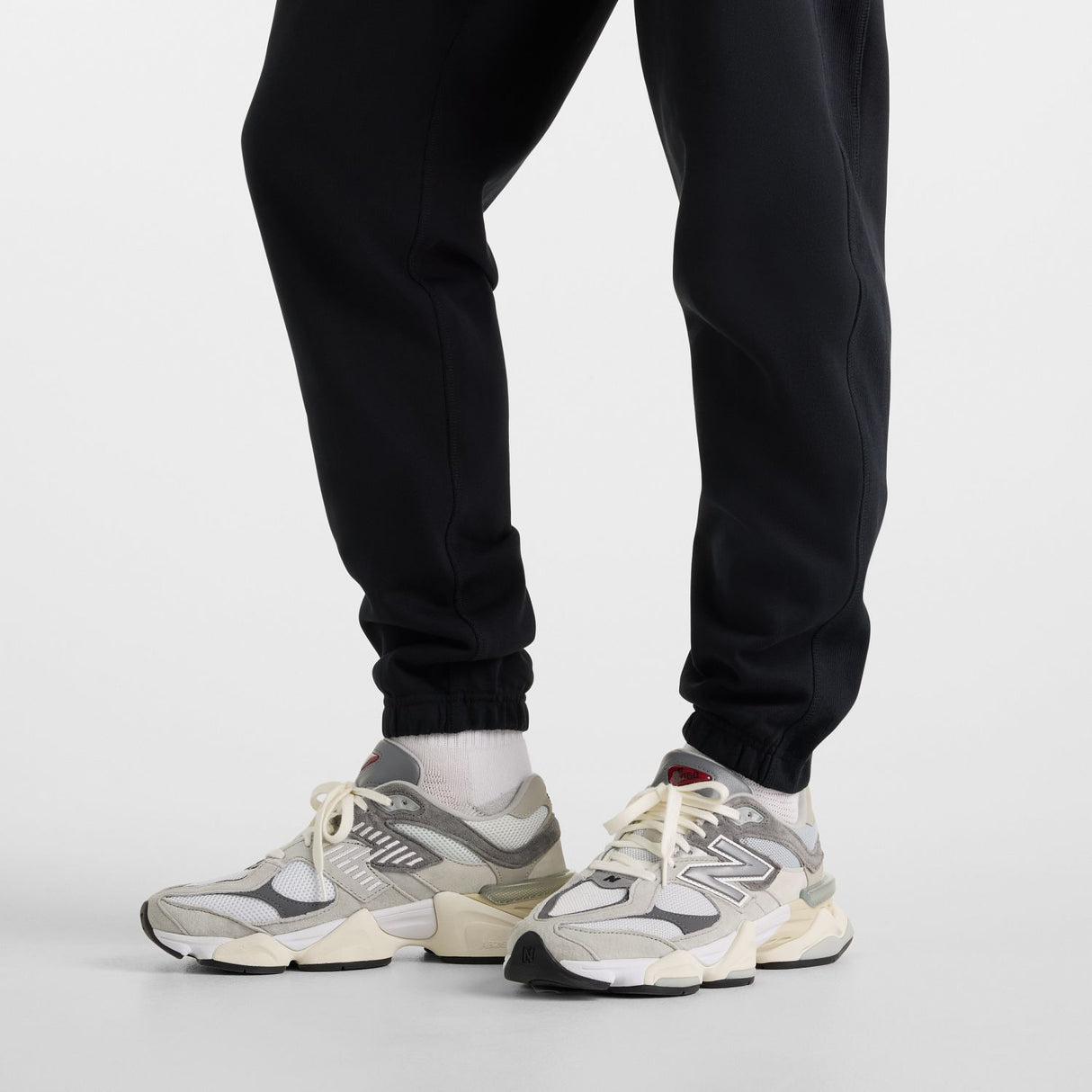 New Balance Men's United Airlines NYC Half Athletics French Terry Joggers-5