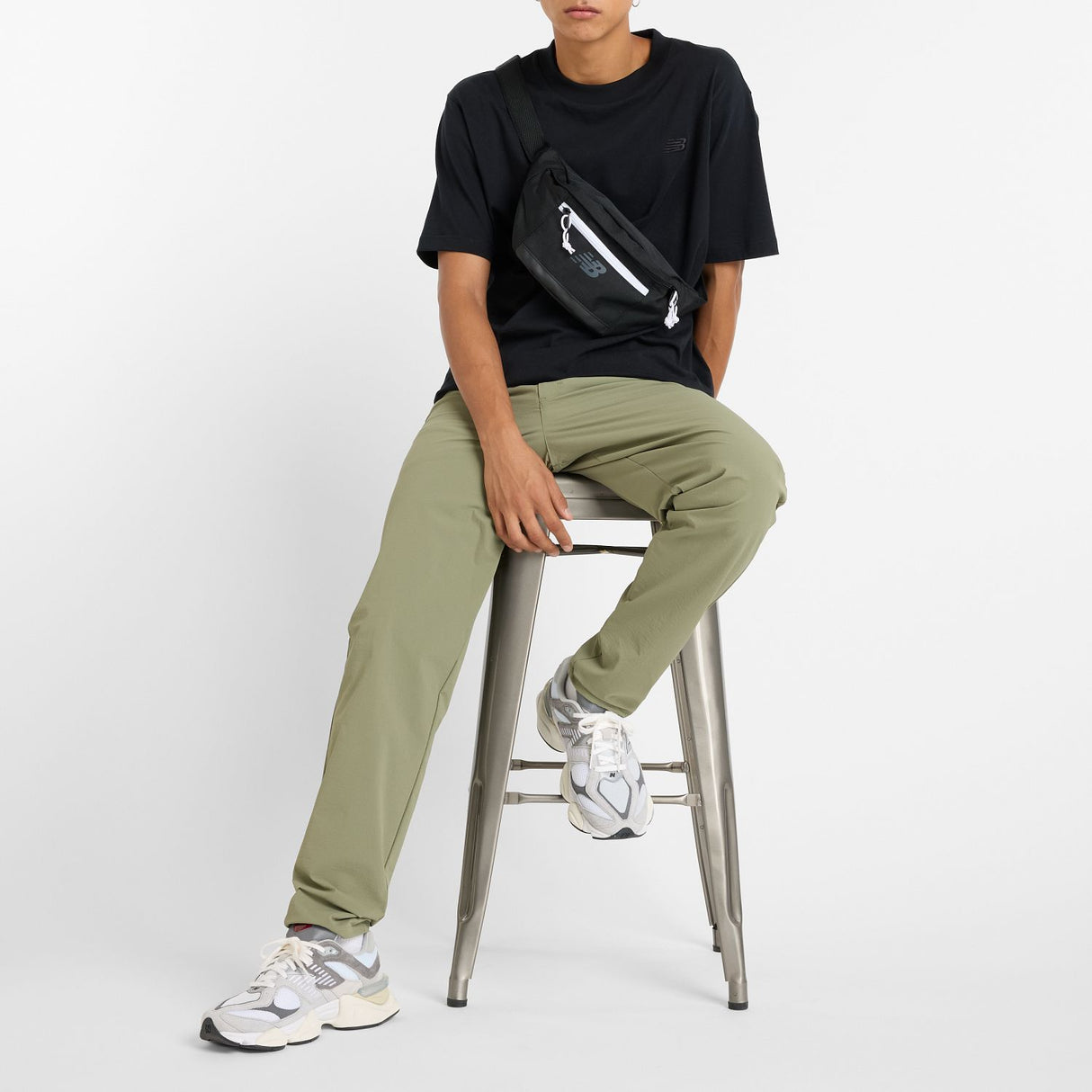New Balance Men's Athletics Ripstop Standard Tapered Pants 32-2