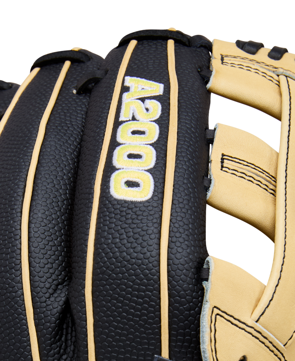 Wilson Men's 2026 A2000 Classics Series DW5 12" Infield Baseball Glove-5