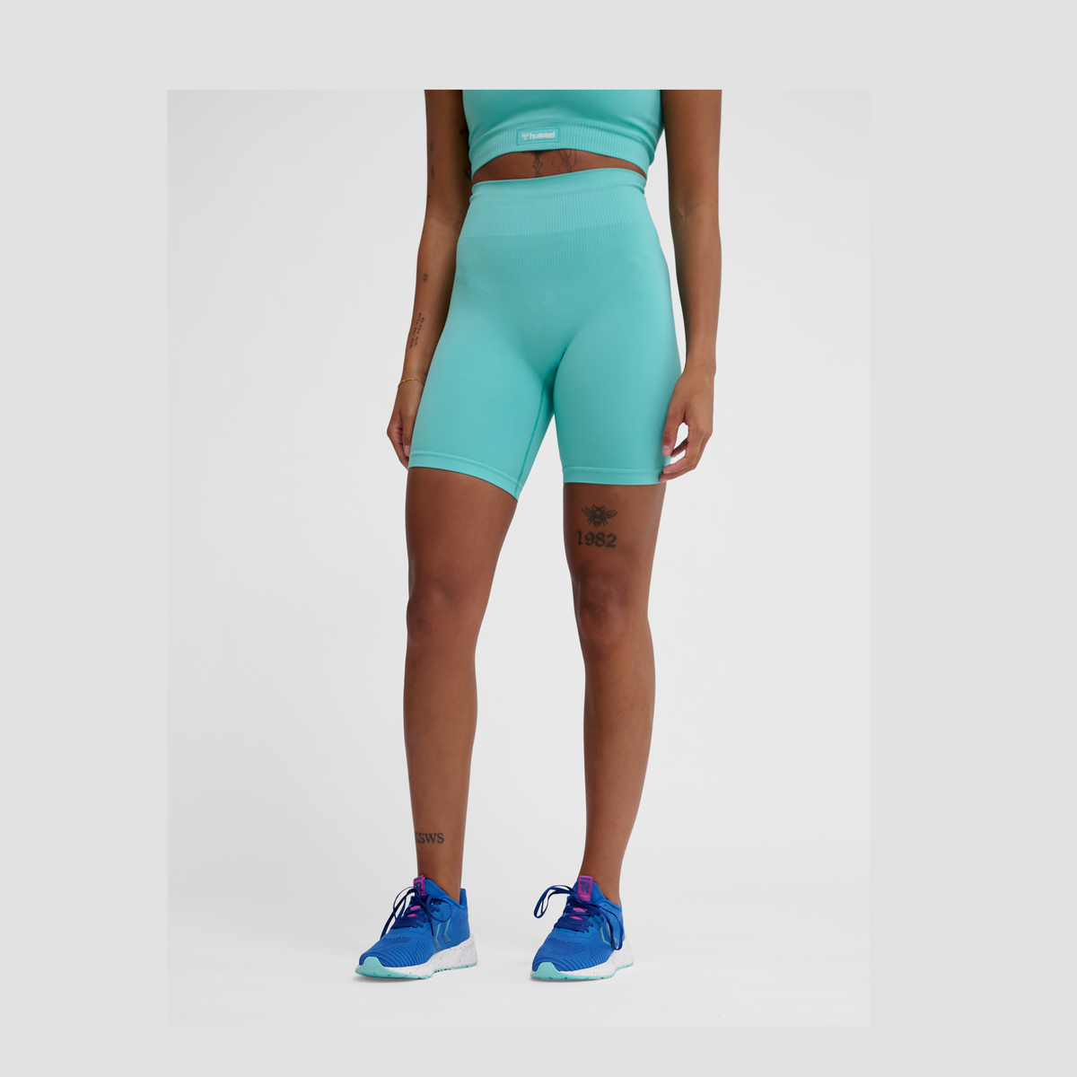 hummel Women's Alive Seamless High Waist Shorts-5