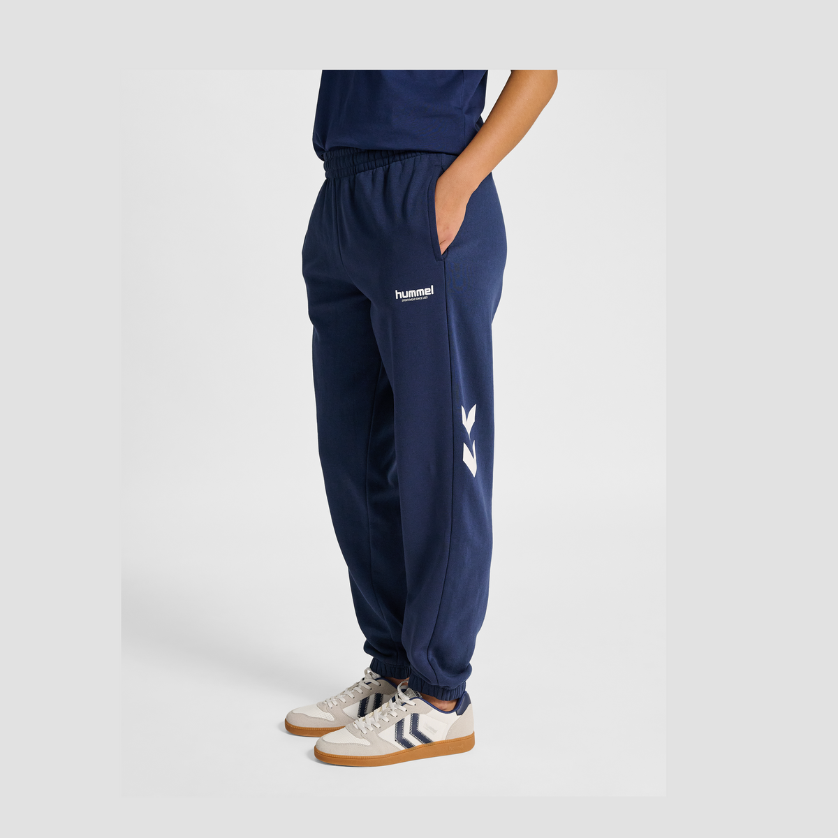 hummel Women's Legacy 2.0 Sweatpants-5