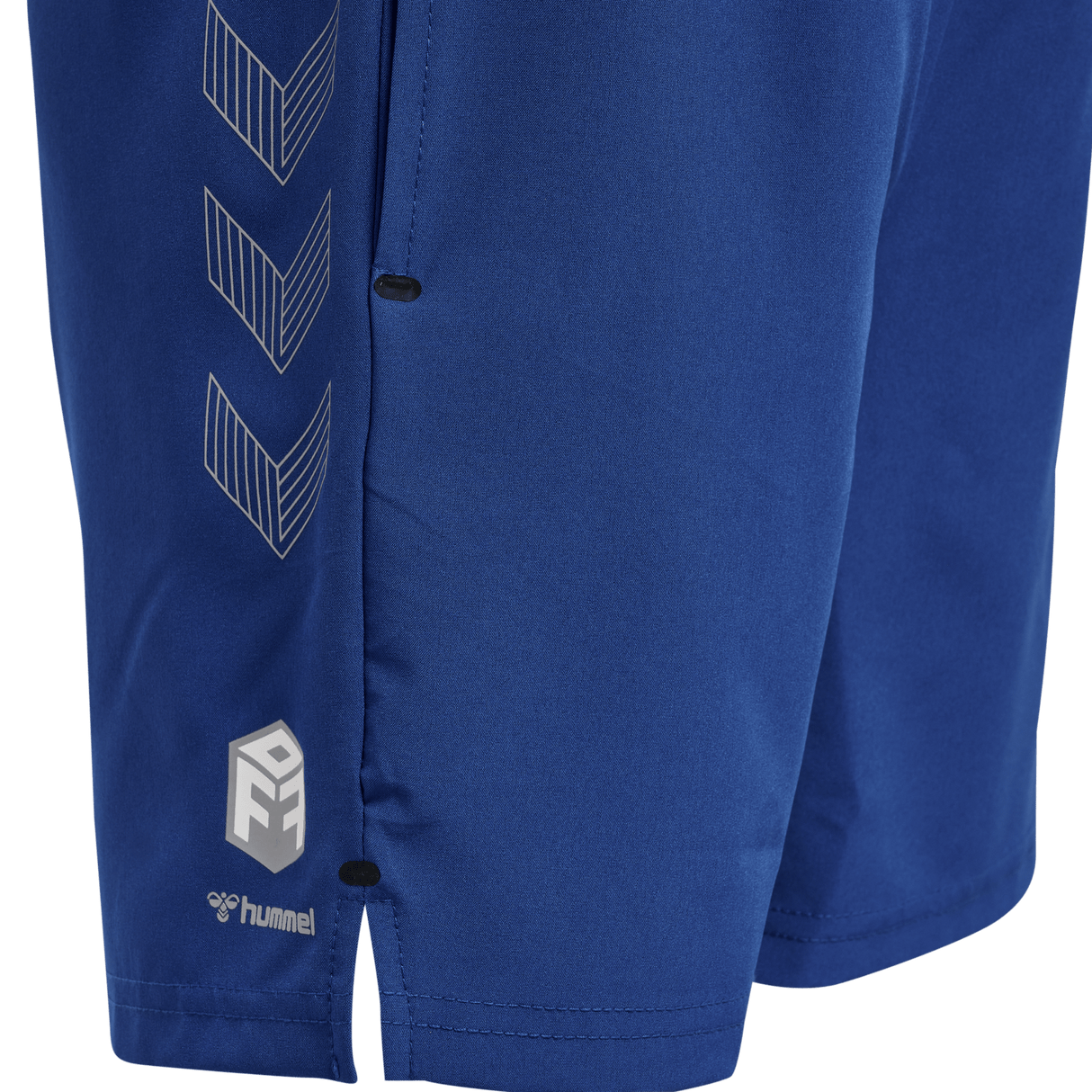 hummel Youth Move Grid Woven Shorts-3