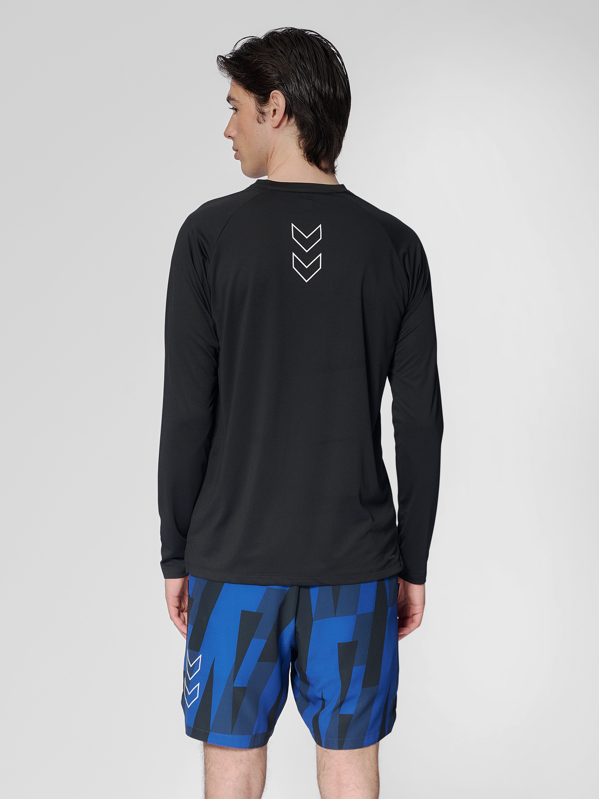 hummel Men's Court Light Weight Long Sleeve T-Shirt-5