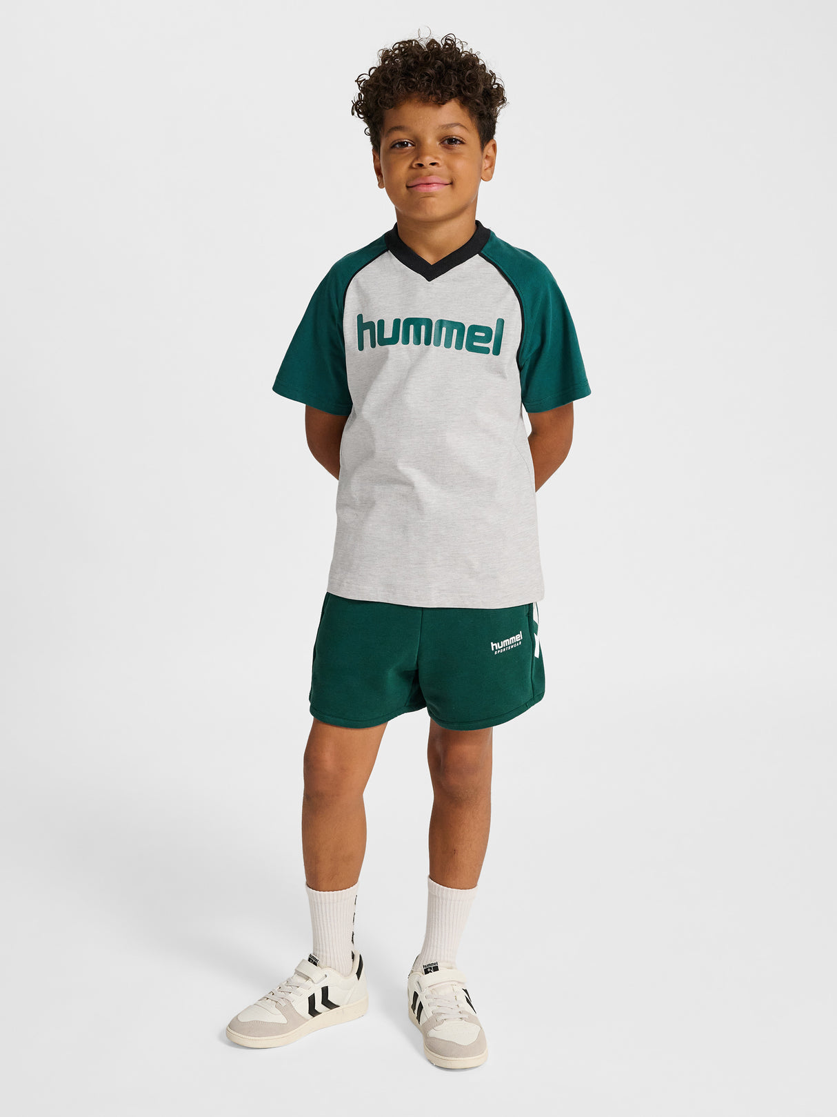 hummel Youth Regular V-Neck T-Shirt Short Sleeve-6