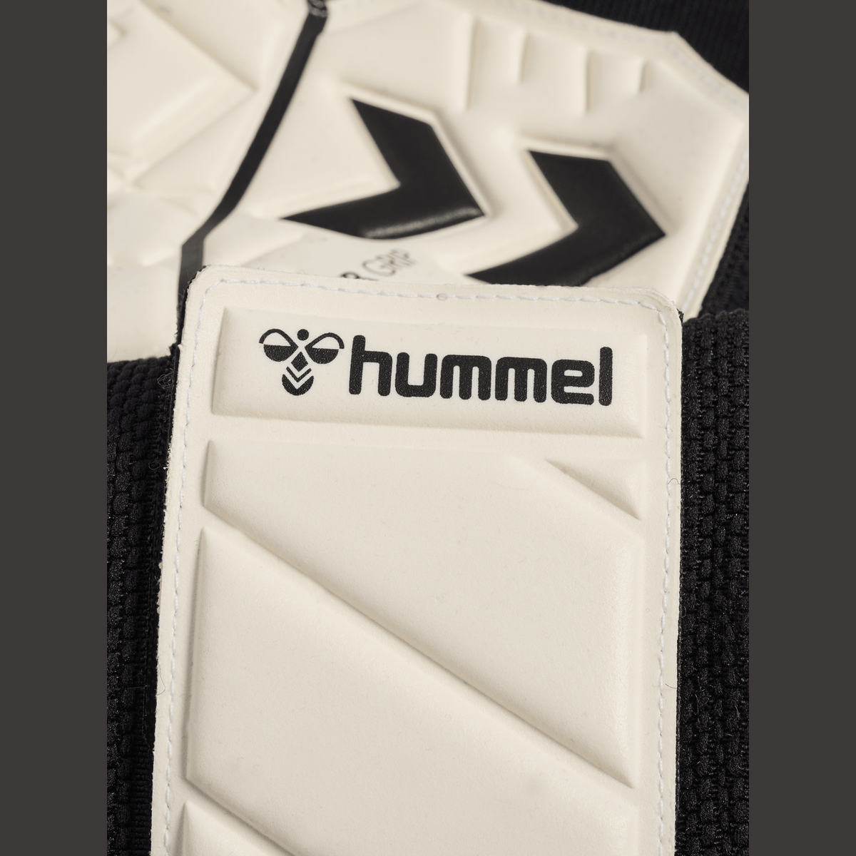 hummel Goalkeeper Gloves Super Grip-3