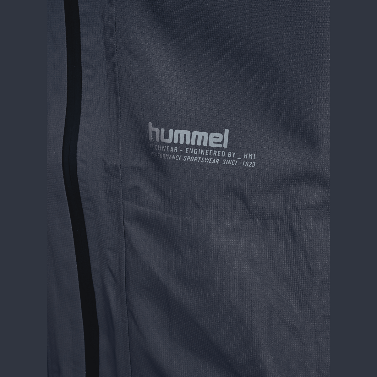 hummel Unisex Waterproof 2.5L Shell Jacket-4