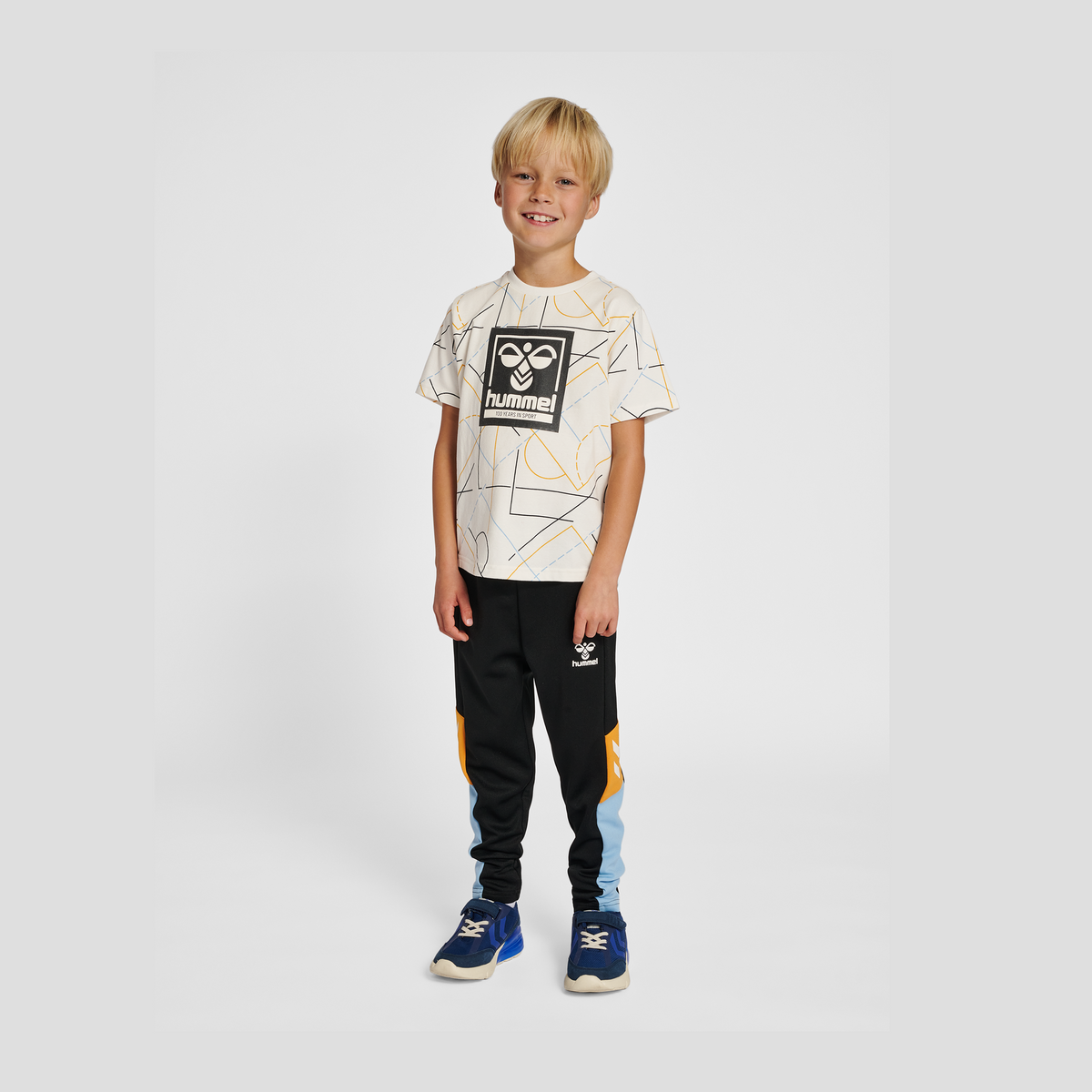 hummel Youth Carlos Short Sleeve T-Shirt-4