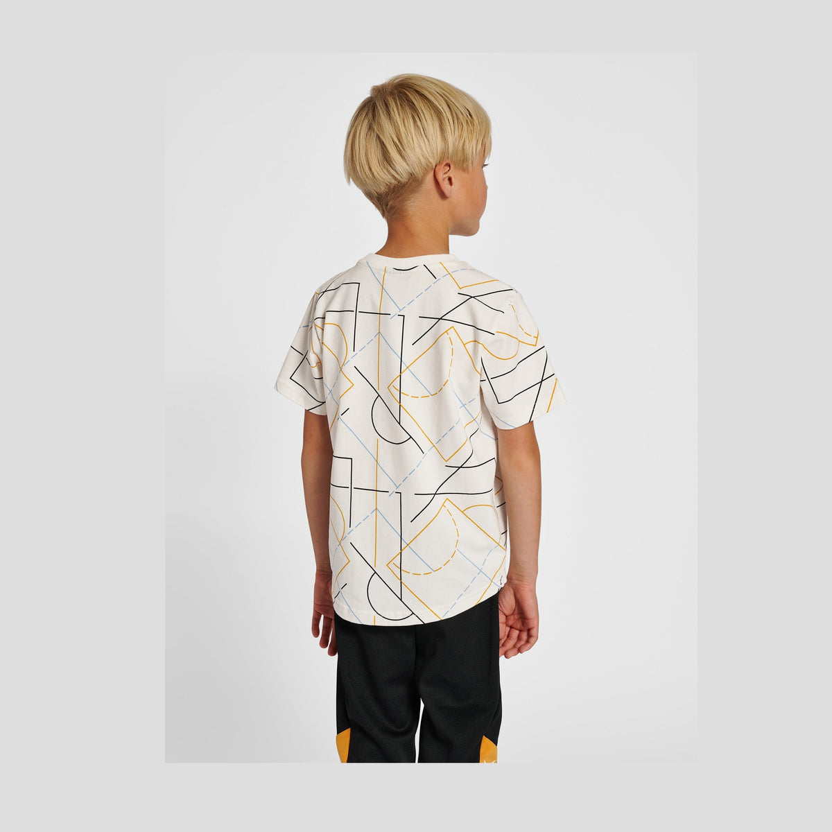 hummel Youth Carlos Short Sleeve T-Shirt-6