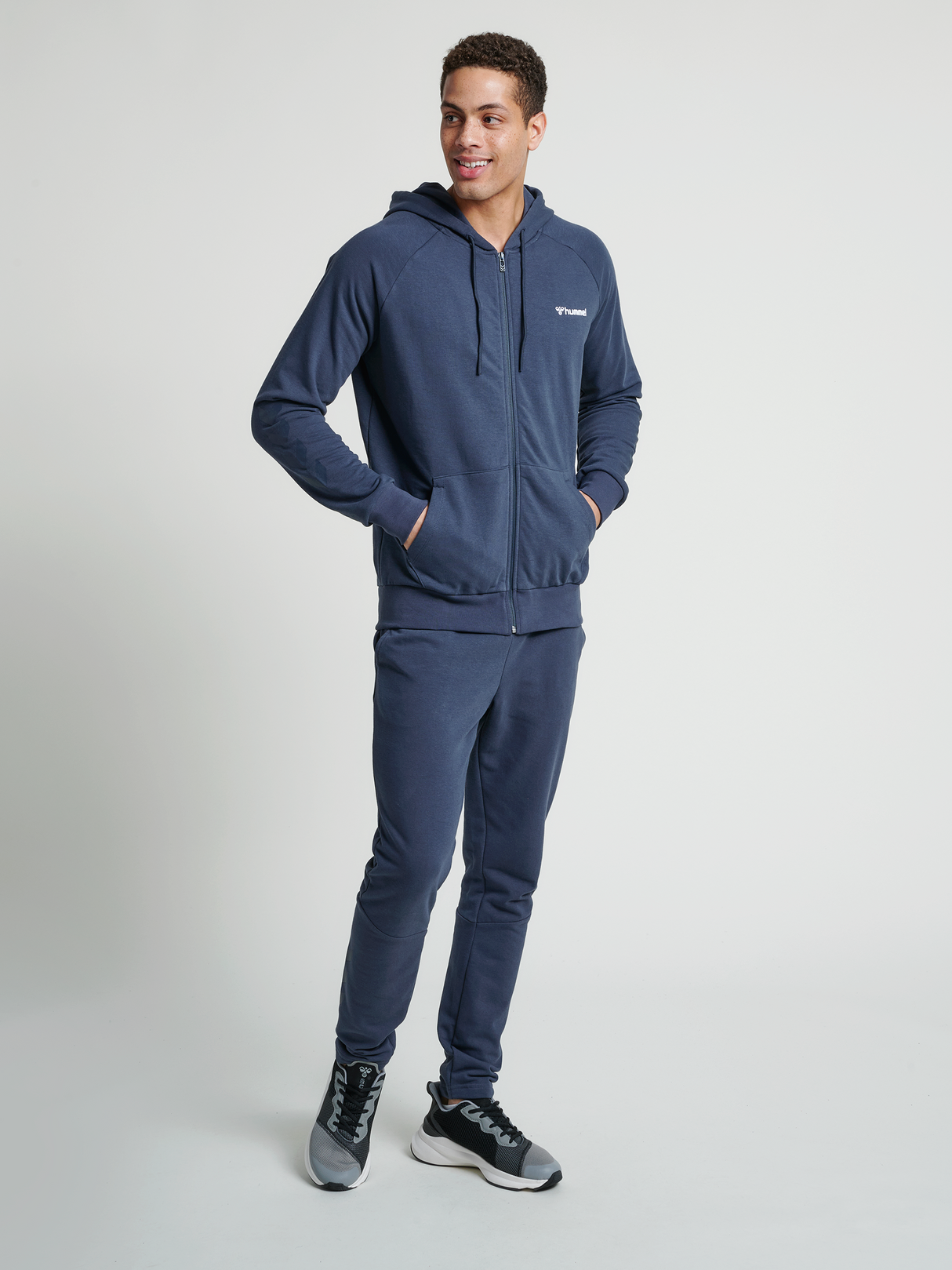 hummel Men's Isam Zip Hoodie-5