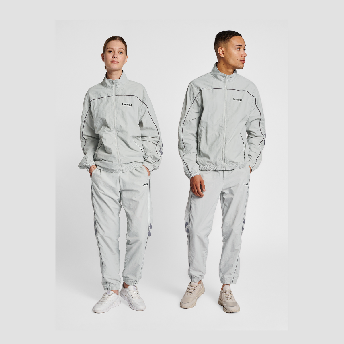 hummel Unisex Legacy Celab Regular Pants-5