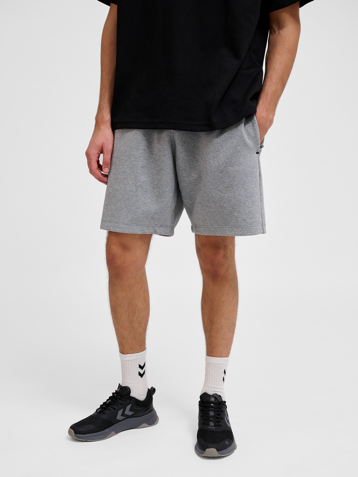hummel Unisex Tech Fleece Shorts-6