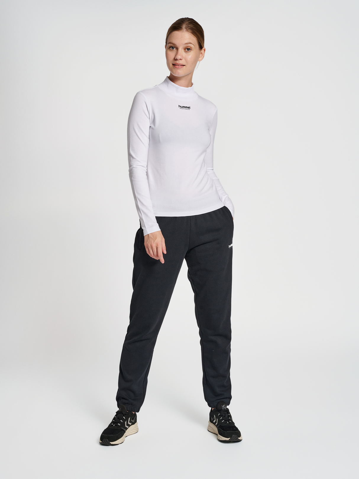 hummel Women's Legacy Jazzlyn Turtleneck-4