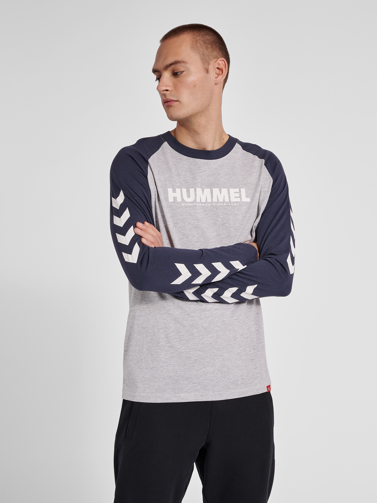 hummel Unisex Legacy Blocked Long Sleeve T-Shirt-4