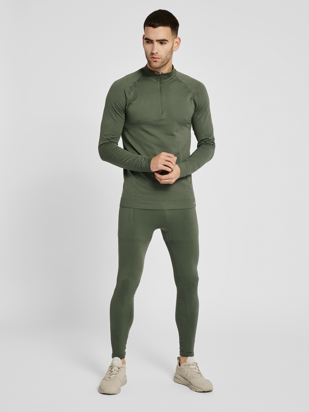 hummel Men's Stroke Seamless Half Zip-4