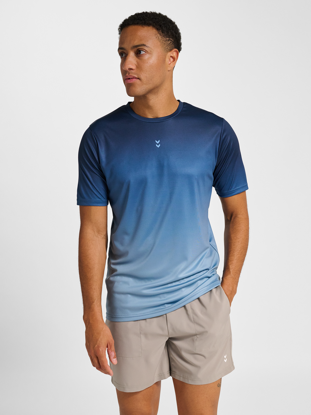 hummel Men's Pulse Gradient Short Sleeve T-Shirt-5