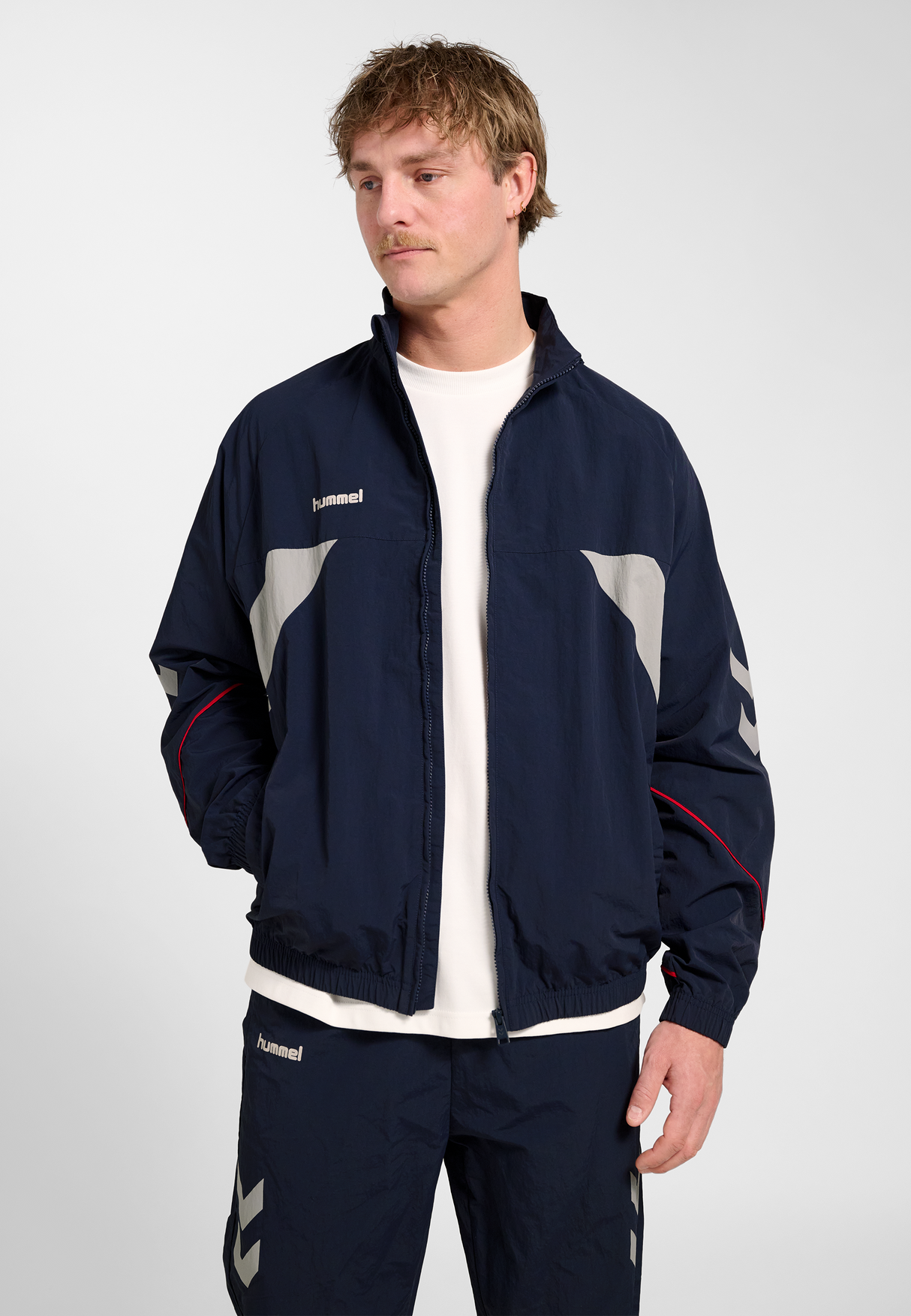 hummel Unisex World 26 Track Zip Jacket-6