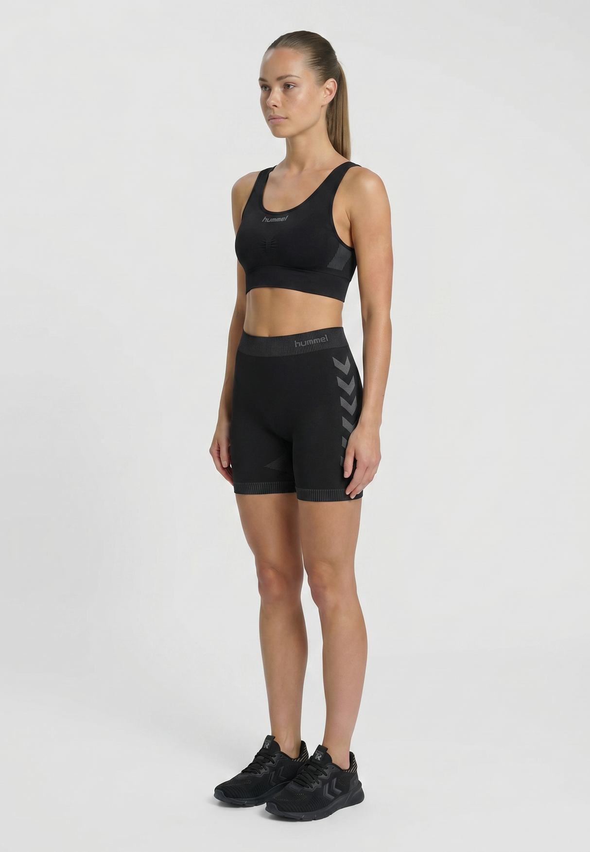 hummel Women's Hummel First Seamless Bra-4