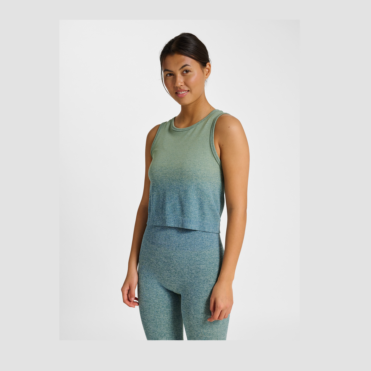 hummel Women's Yoga Seamless Gradient Crop Top-5