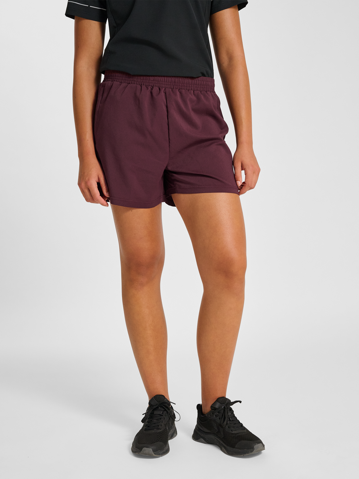 Newline Women's Max Zip Pocket Shorts-6