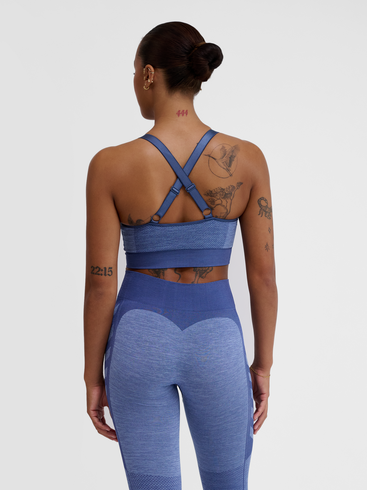 hummel Women's Mindful Training Shine Seamless Sports Bra-4