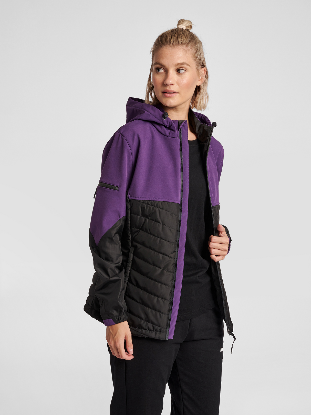 hummel Women's North Hybrid Jacket-4