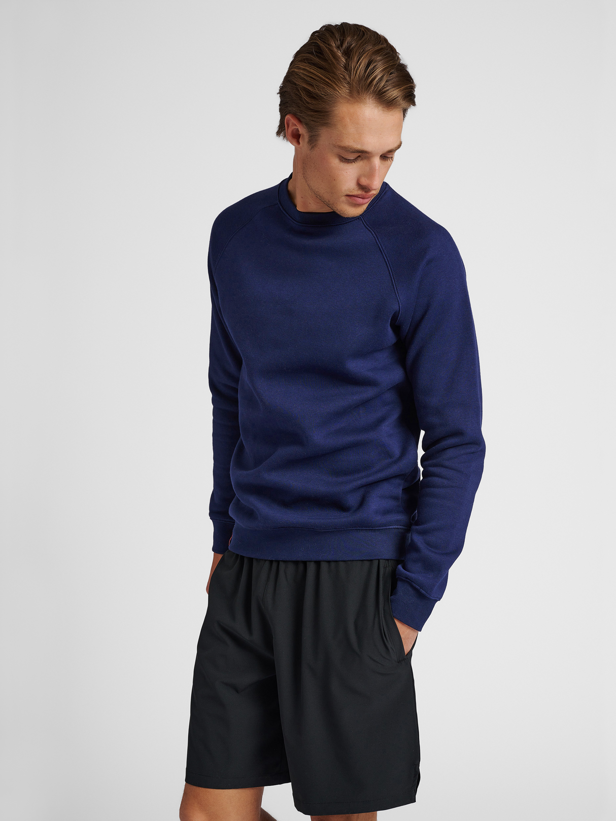 hummel Men's Red Heavy Sweatshirt-5