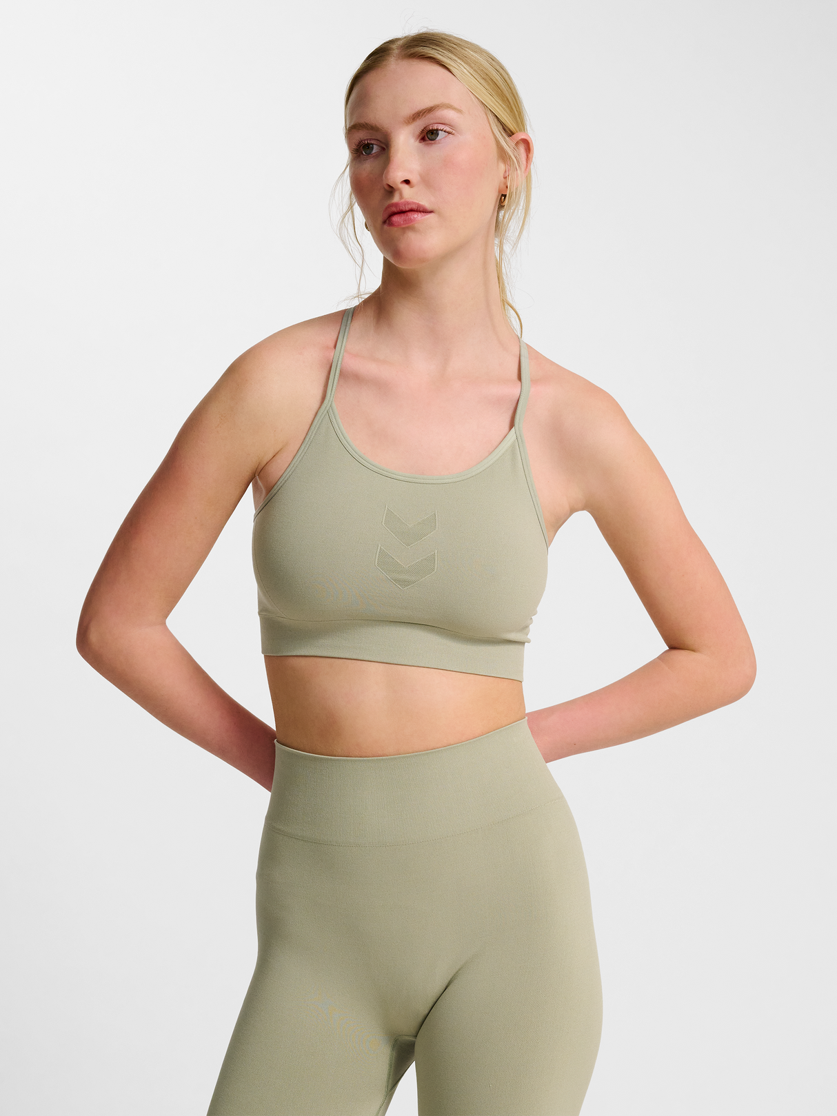 hummel Women's HIIT Seamless Bra-5