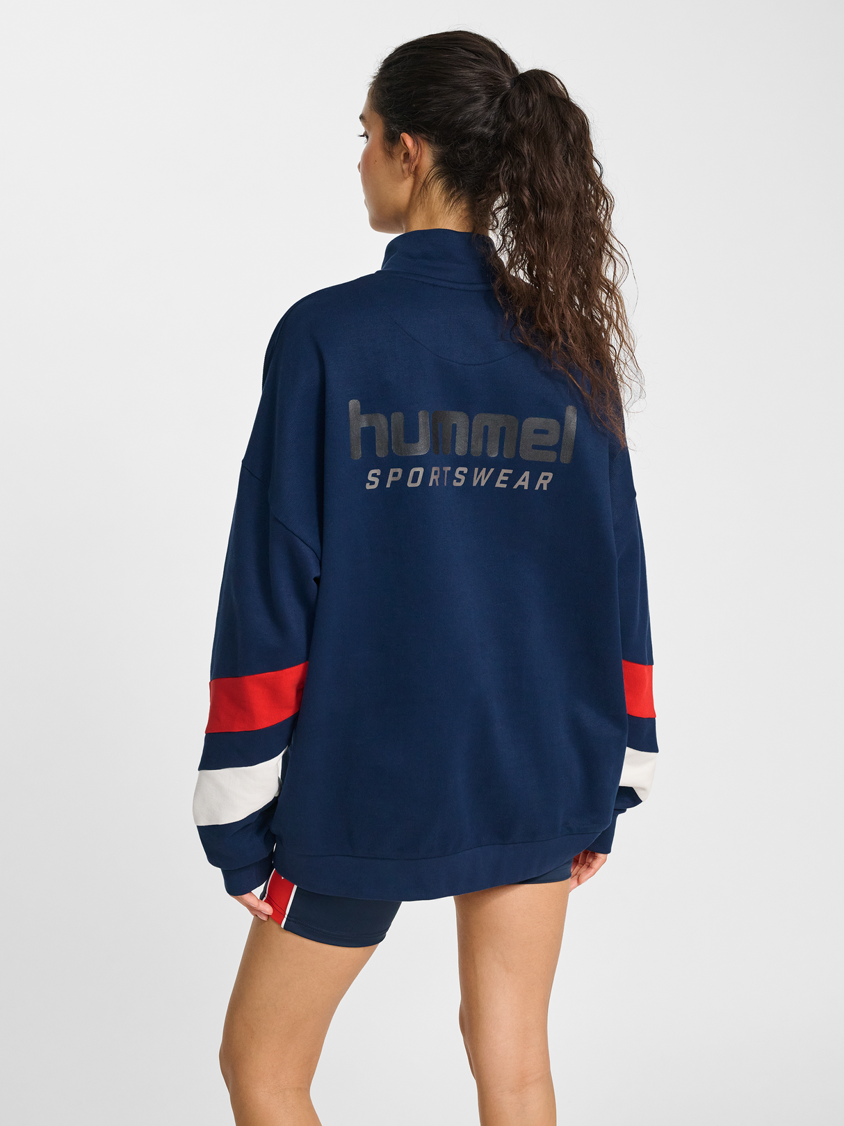 hummel Unisex Oversized Half Zip Sportswear-4