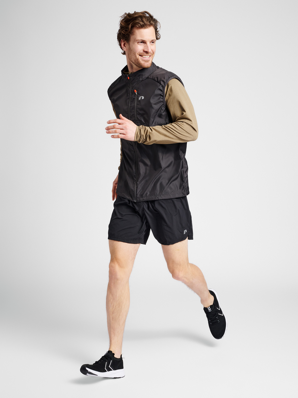 Newline Men's Packable Tech Gilet-5