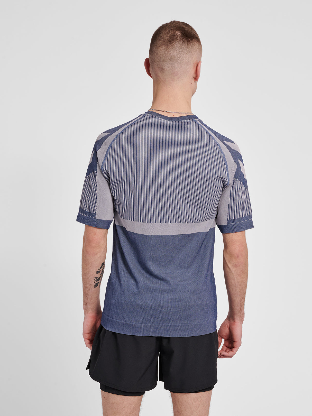 hummel Men's Mindful Training Unit Seamless T-Shirt-7