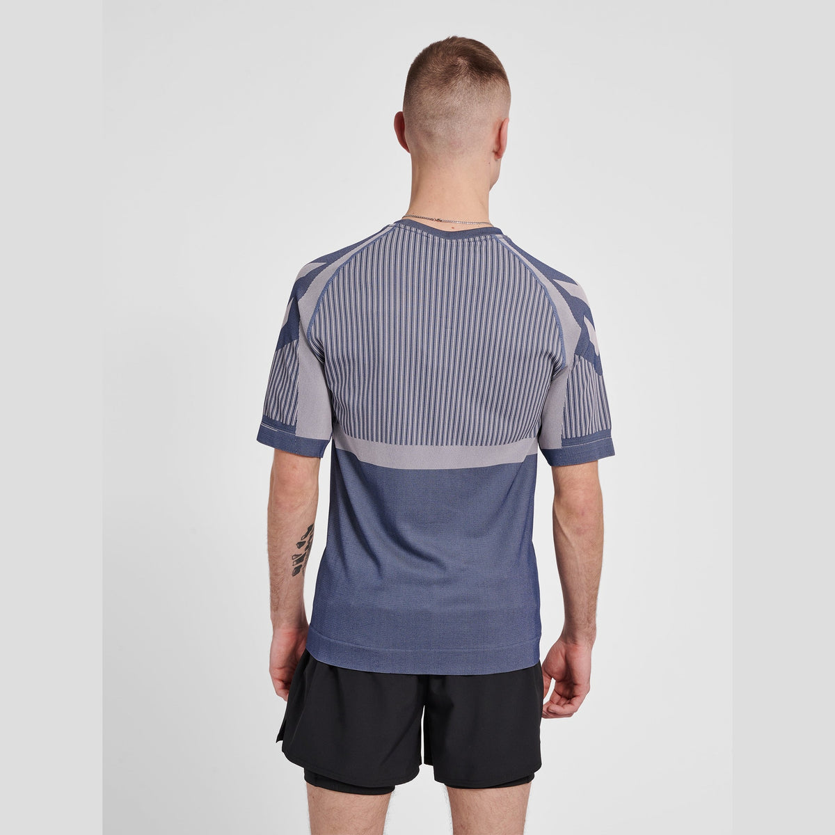 hummel Men's Mindful Training Unit Seamless T-Shirt-7