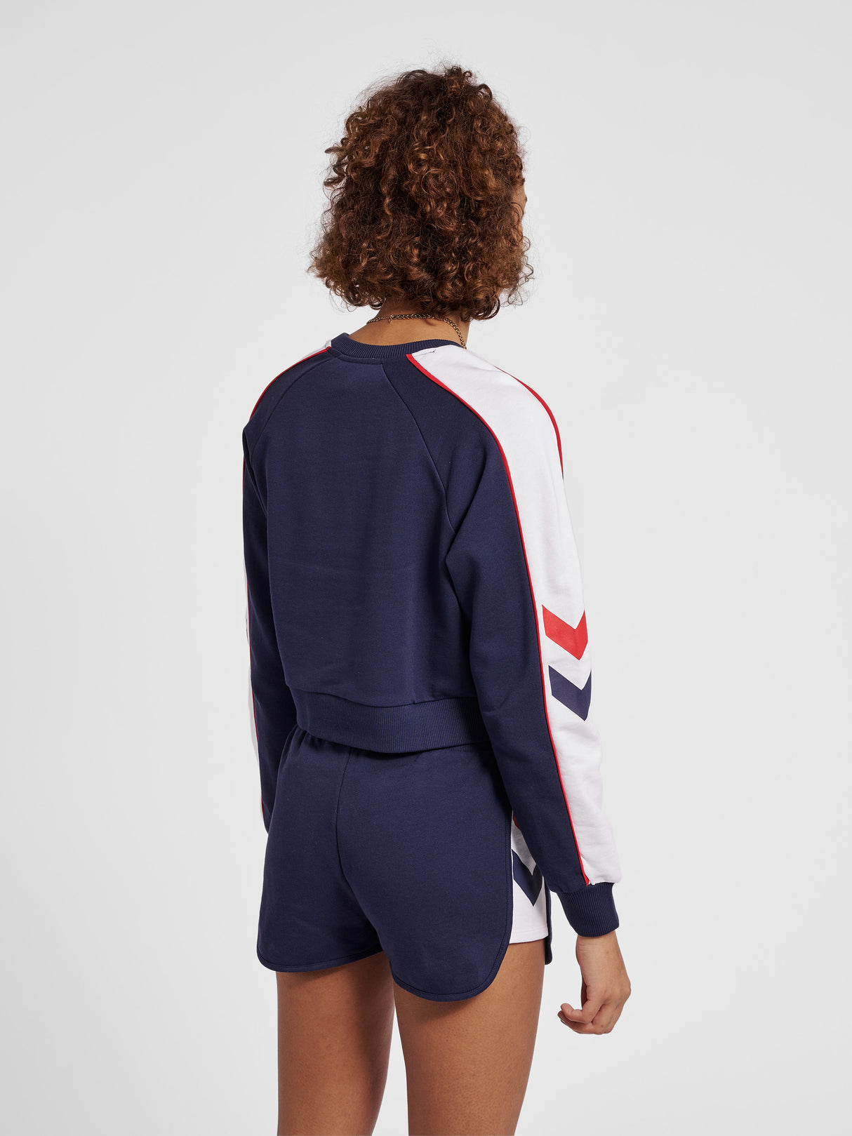 hummel Women's Icons Durban Crop Sweatshirt-7