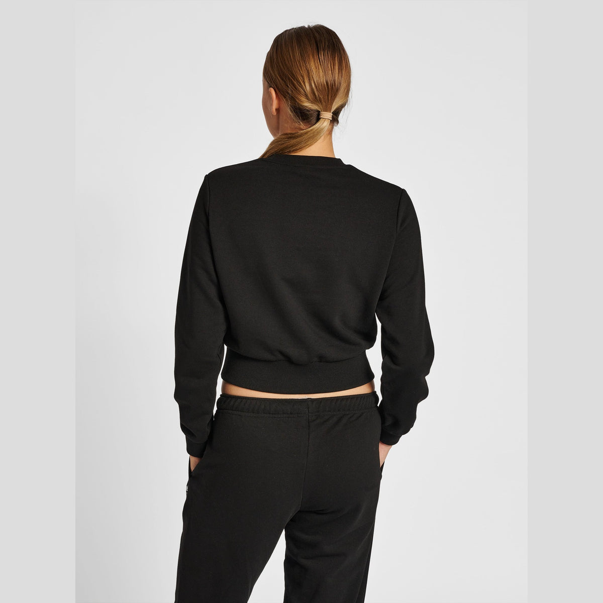 hummel Women's Legacy Shai Shorts Sweatshirt-6