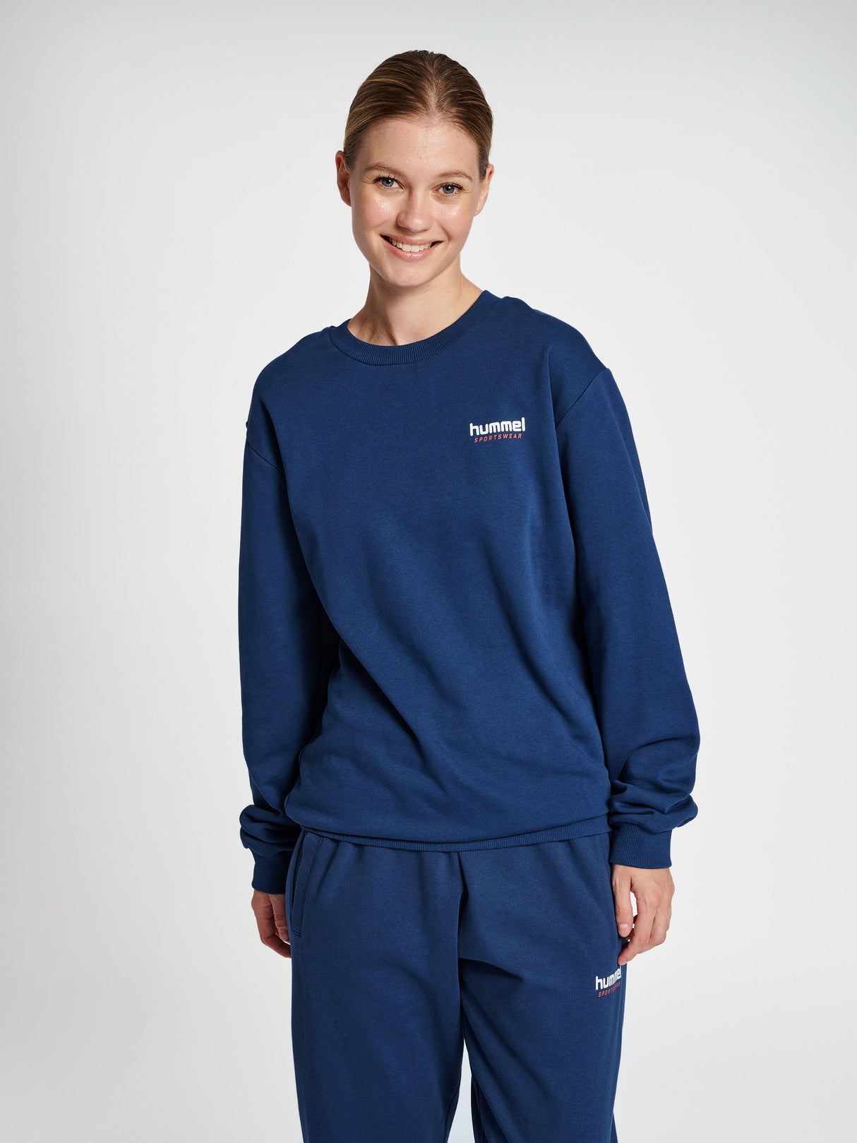 hummel Unisex Legacy Austin Sweatshirt-6