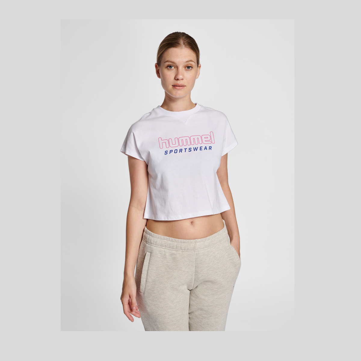 hummel Women's Legacy June Cropped T-Shirt-5