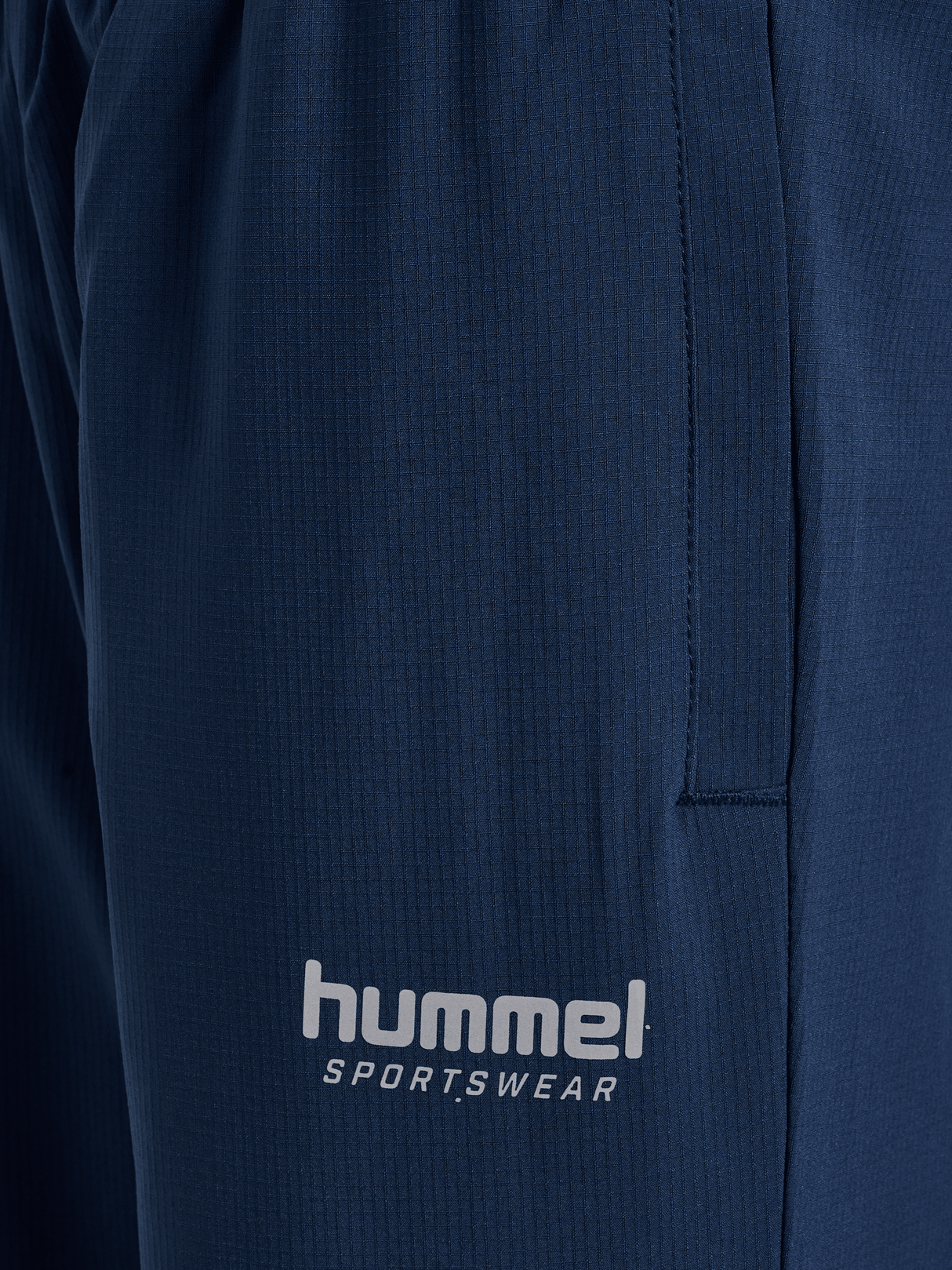 hummel Youth Loose Tracksuit Pants-3