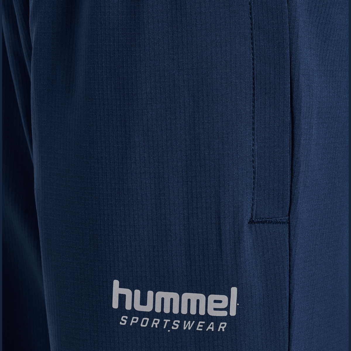 hummel Youth Loose Tracksuit Pants-3