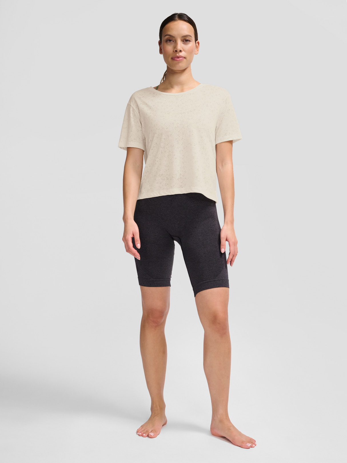 hummel Women's Mindful Training Light Burnout T-Shirt-4