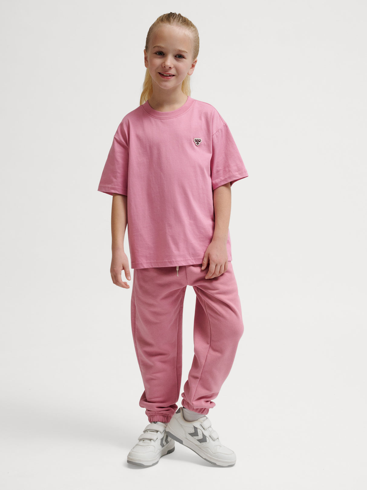 hummel Youth Loose Short Sleeve T-Shirt Bee-6