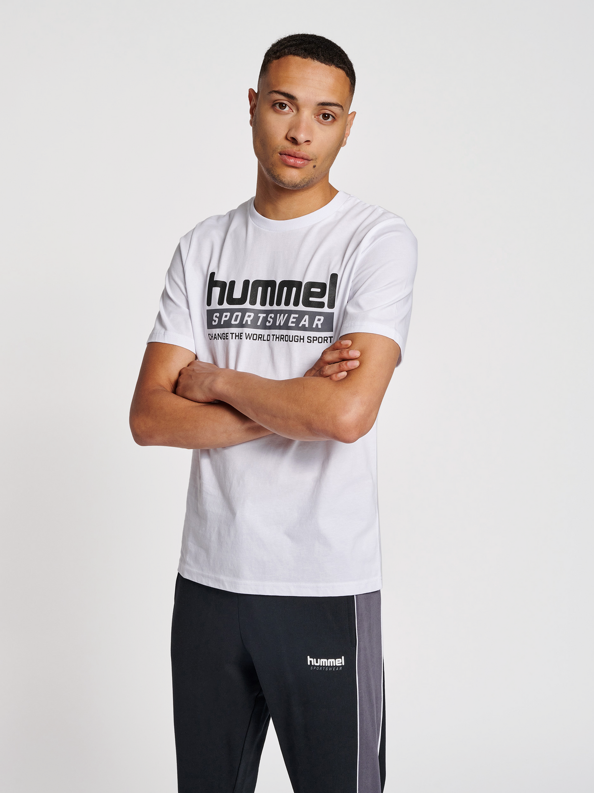 hummel Unisex Legacy Carson T-Shirt-4