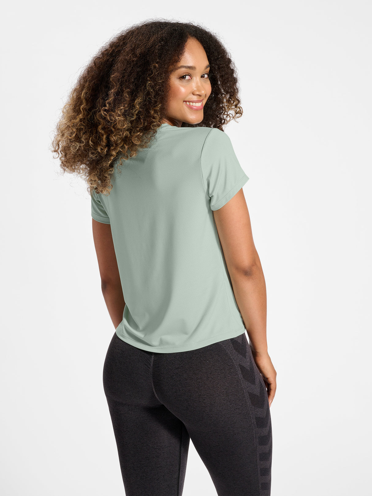 hummel Women's Mindful Training Aura Mesh T-Shirt-6