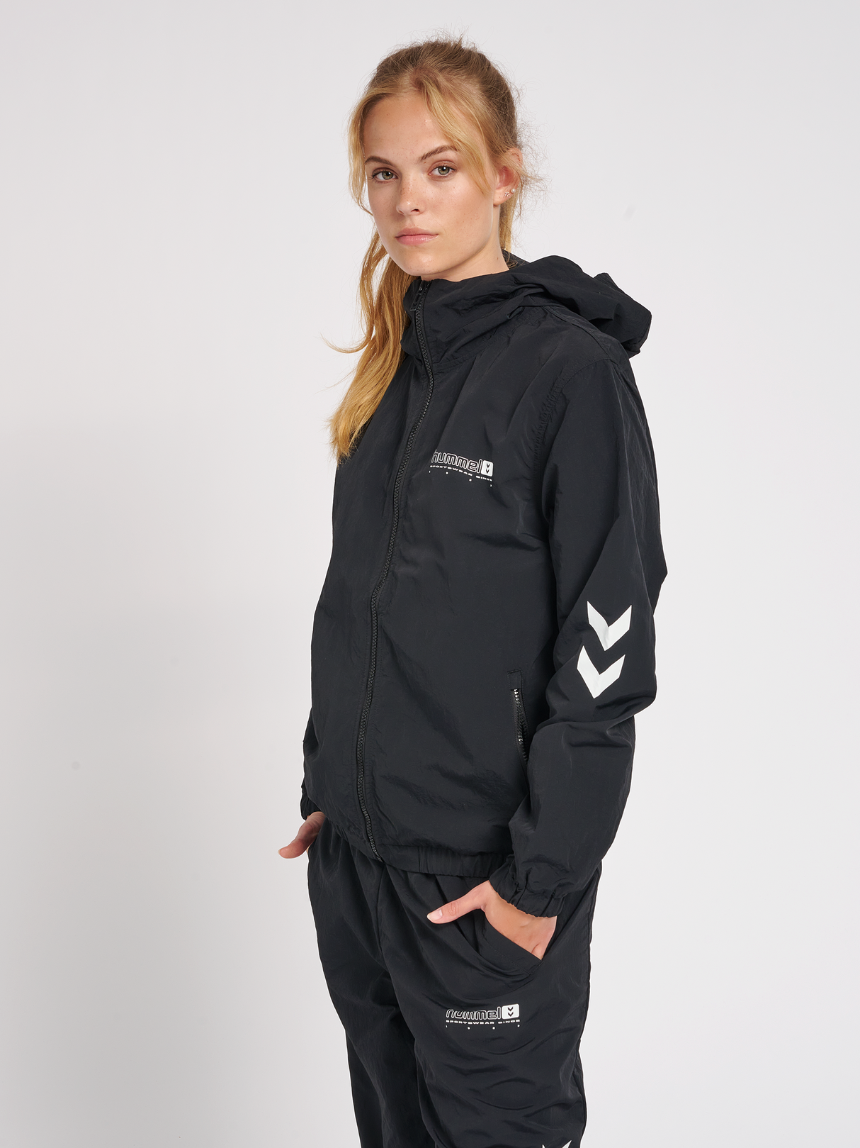 hummel Unisex Legacy Musa Woven Zip Jacket-6