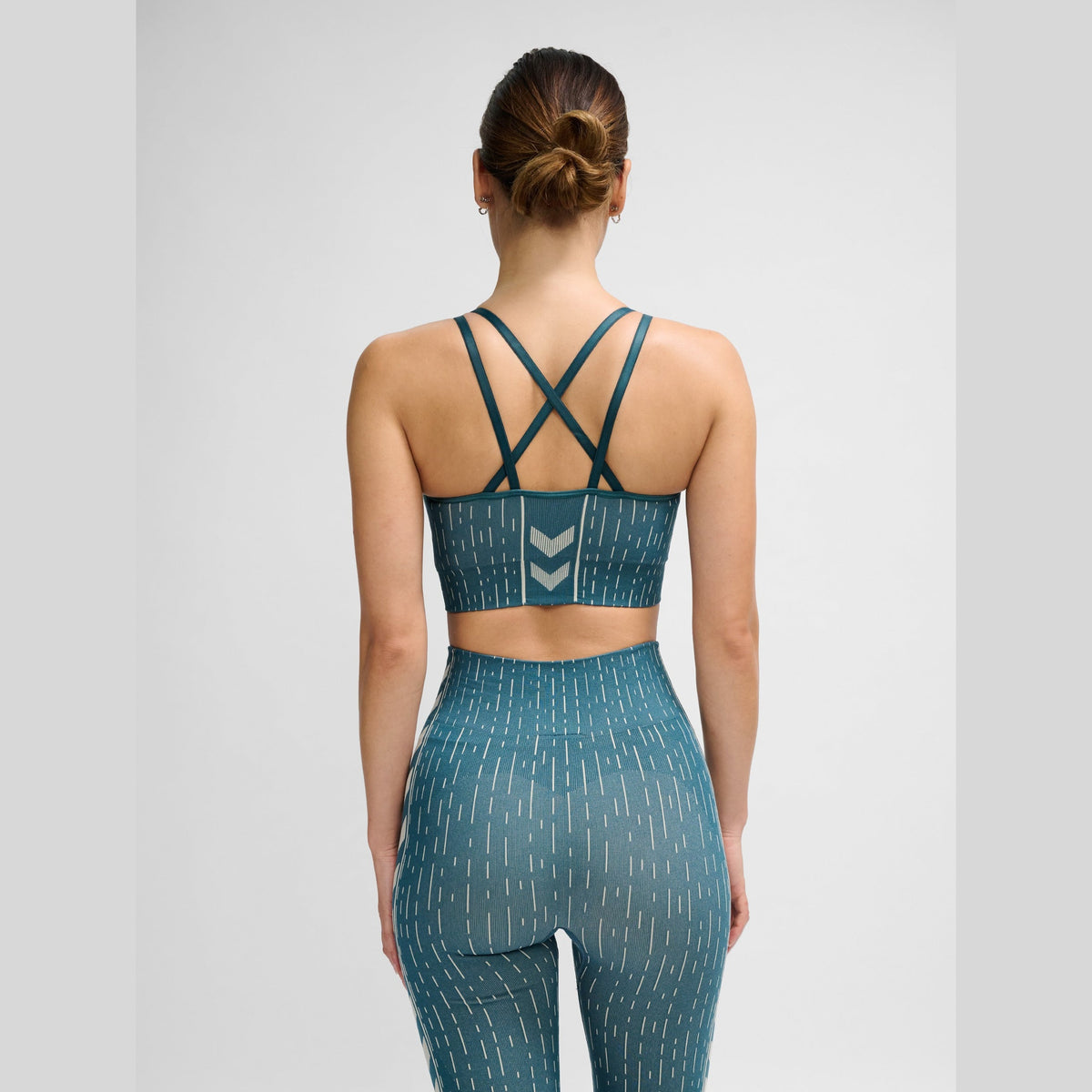 hummel Women's Mindful Training Drops Seamless Sports Bra-6