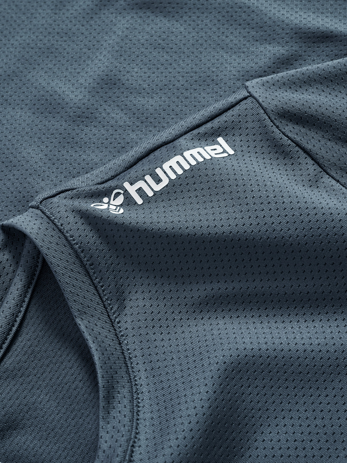 hummel Women's Mindful Training Aura Mesh Long Sleeve T-Shirt-3