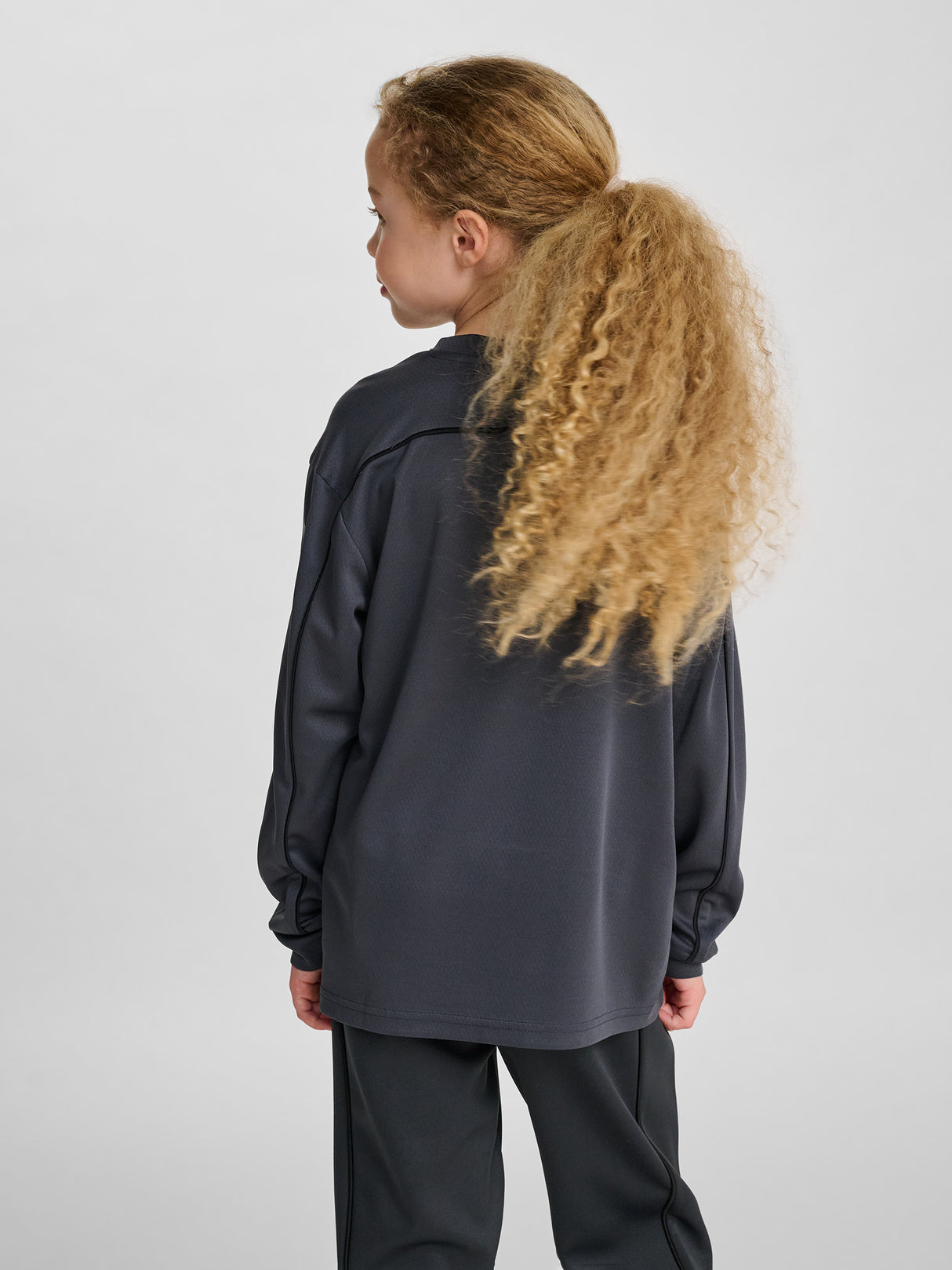 hummel Youth Long Sleeve T-Shirt-7