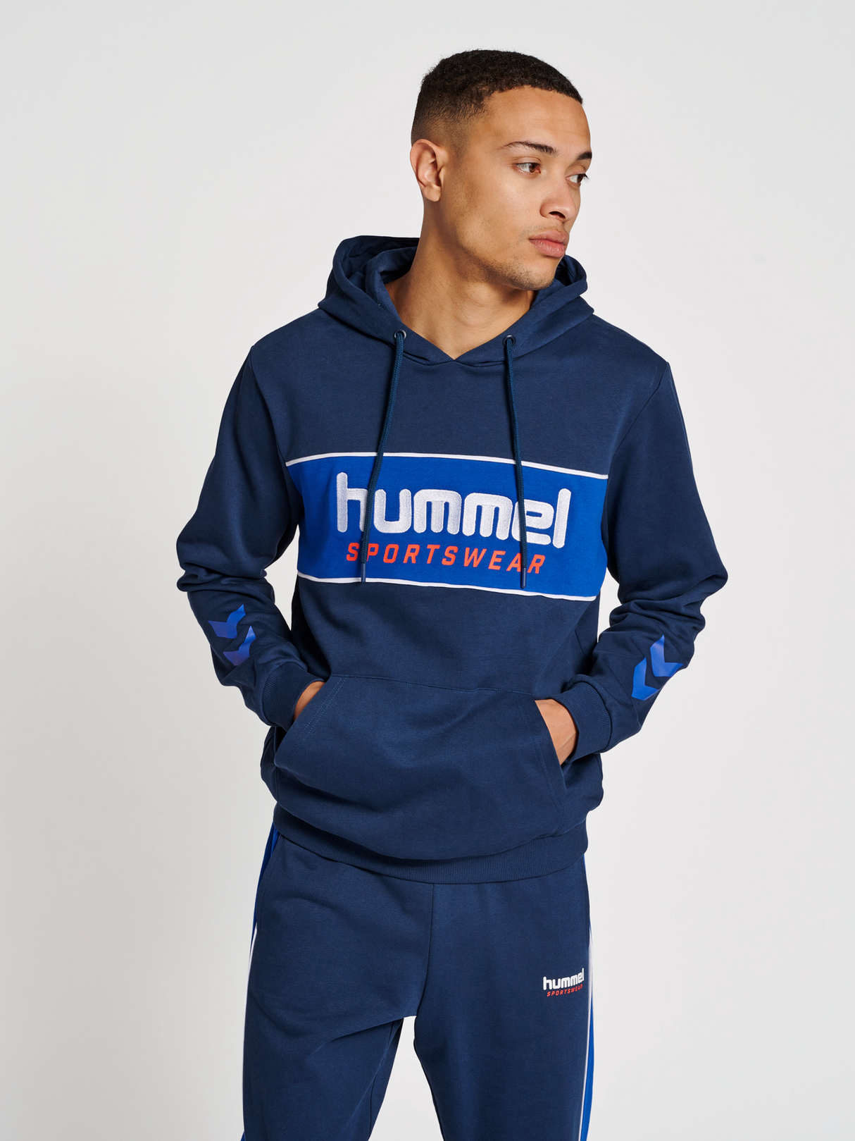 hummel Unisex Legacy Julian Hoodie-4