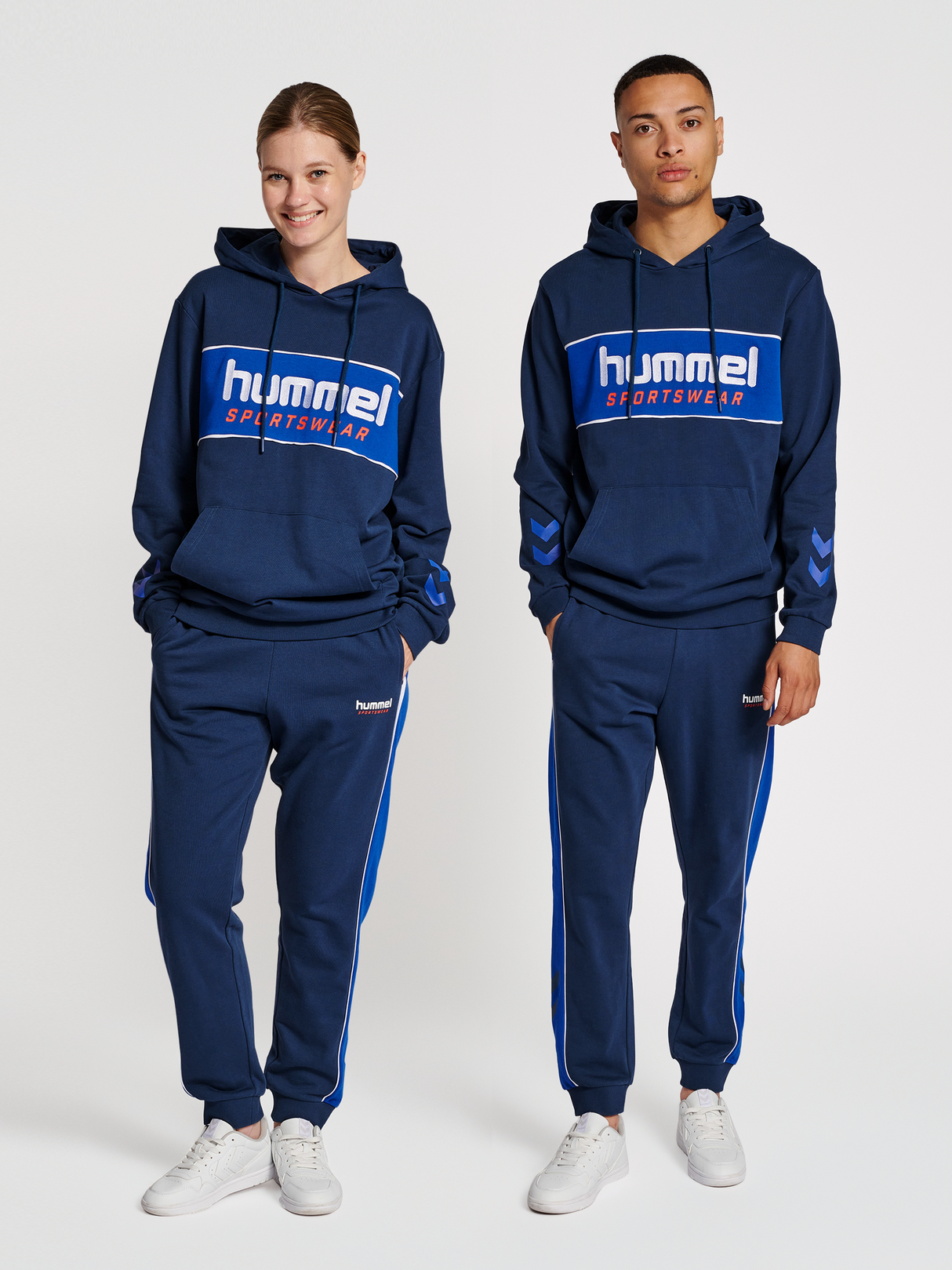 hummel Unisex Legacy Julian Hoodie-5