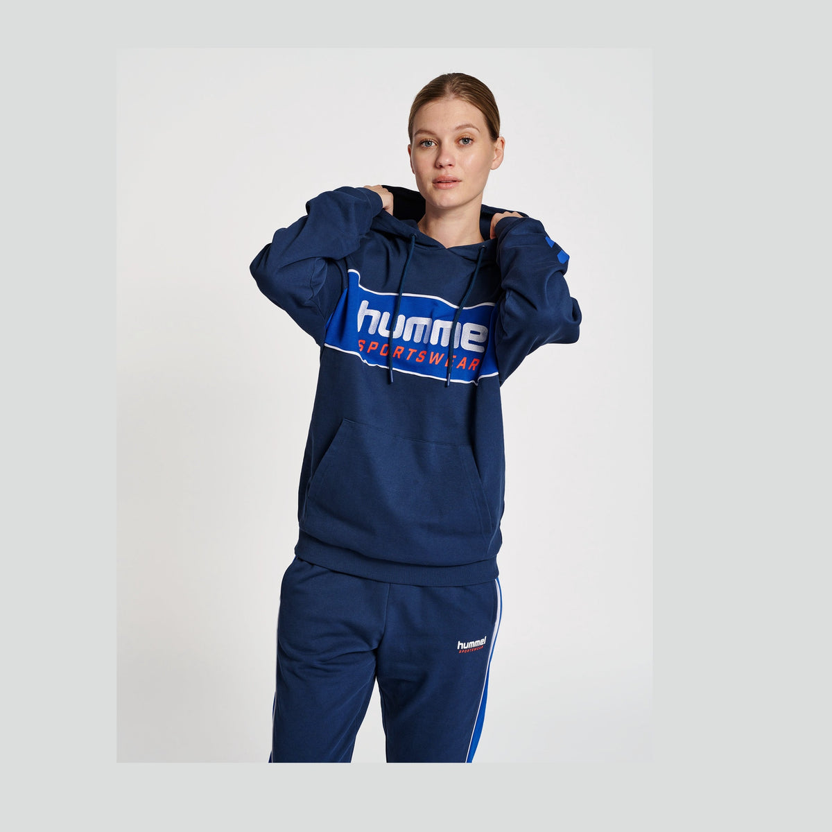 hummel Unisex Legacy Julian Hoodie-6