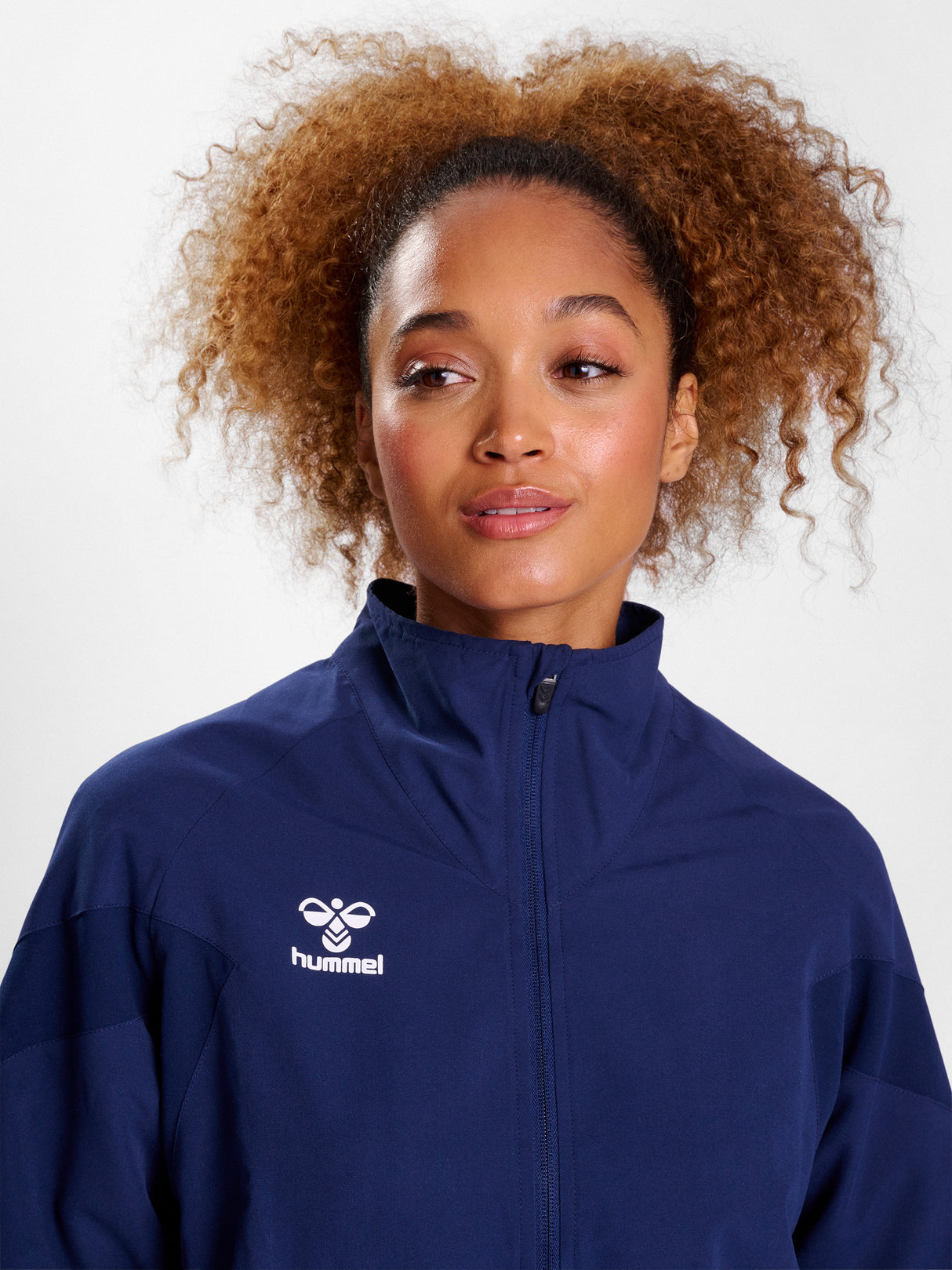 hummel Women's Travel Woven Jacket-6
