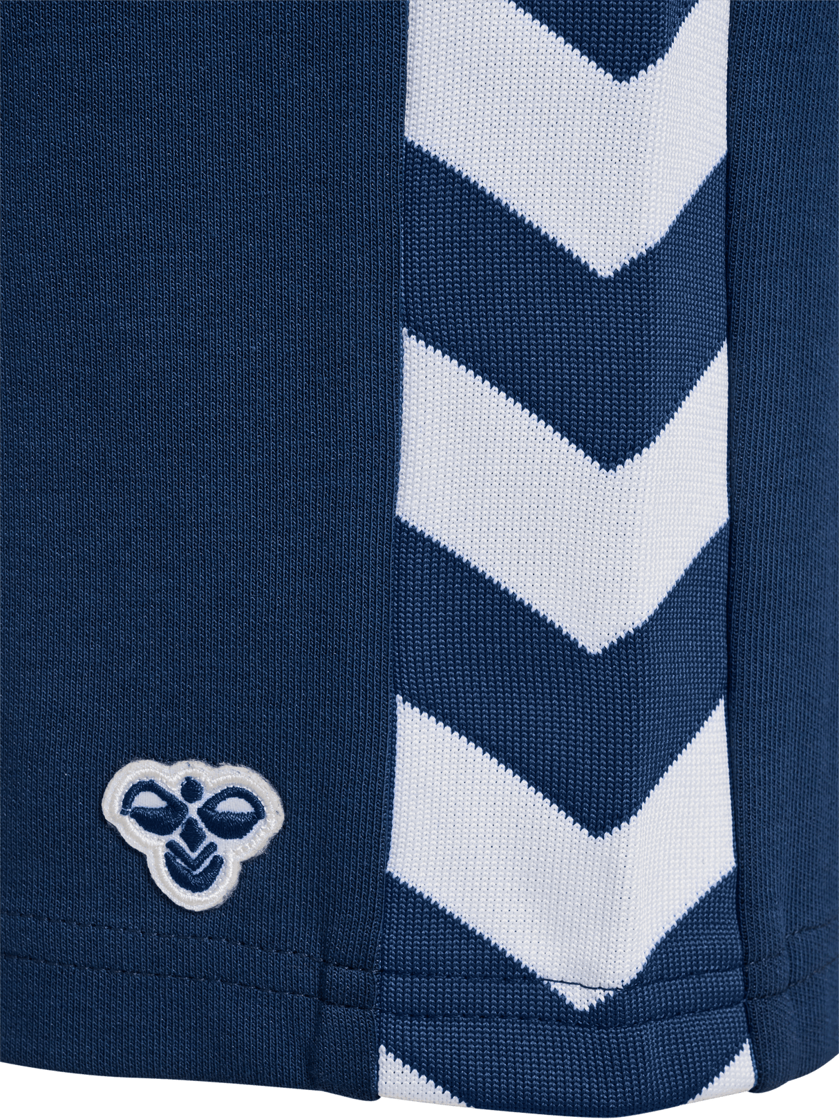 hummel Youth Archive Regular Poly Shorts-3